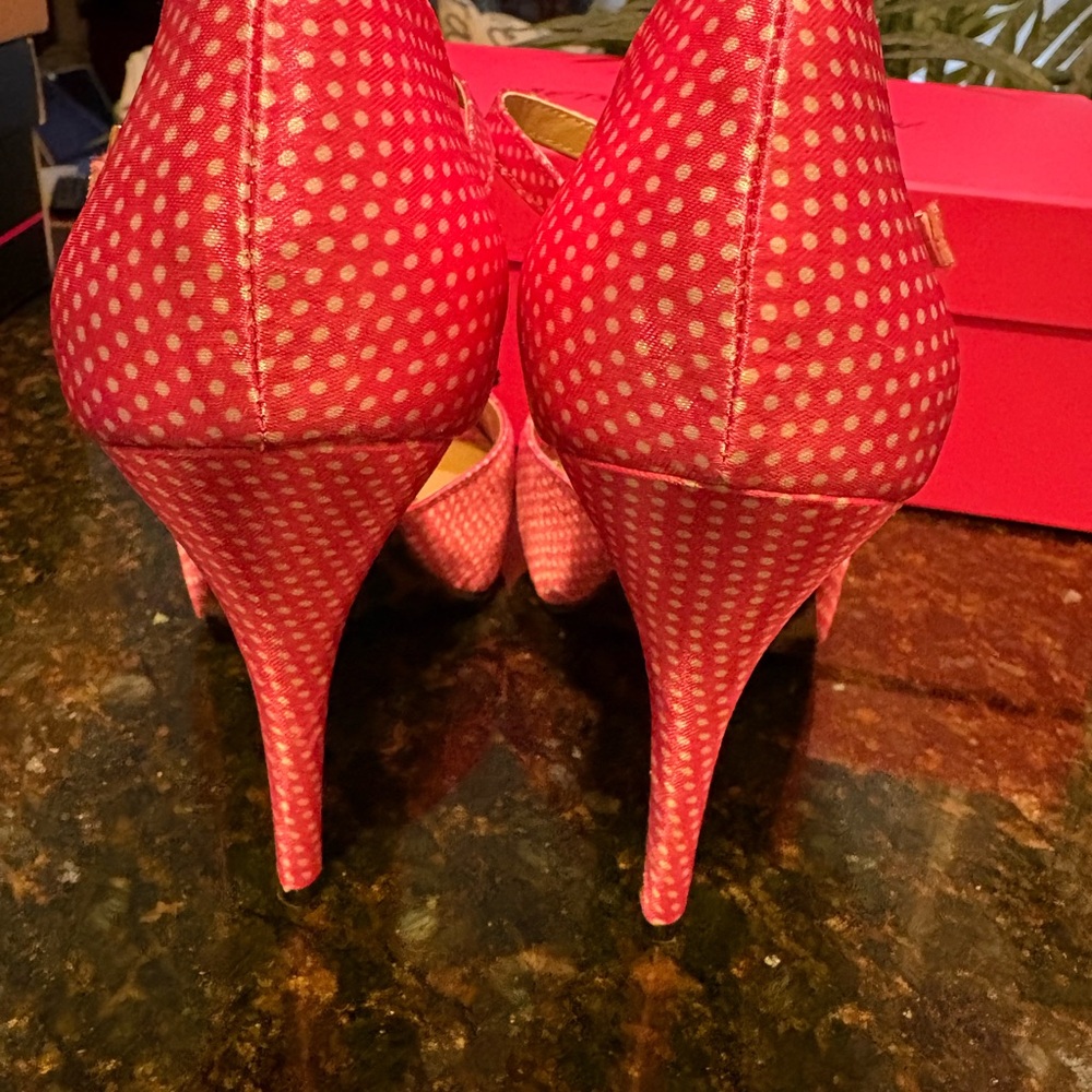 Betsey Johnson Pink Polka Dot Heels with Black Bow - Picture 5 of 11
